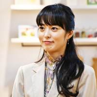 主夫・磯村勇斗の完璧ショット公開