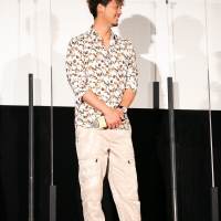 藤原竜也、竹内涼真『太陽は動かない』公開御礼舞台挨拶