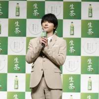 吉沢亮、生茶新CM発表会