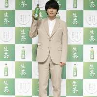 吉沢亮、生茶新CM発表会