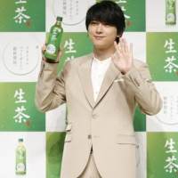 吉沢亮、生茶新CM発表会
