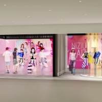 NiziU「5G LAB FUKUOKA」がE・ZO FUKUOKAにオープン