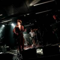 堂珍嘉邦、配信ライブで魅せた「音の感情表現」