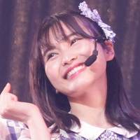 AKB48福岡聖菜、父撮影の白ワンピショットに好評「清楚で可憐」