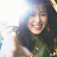 福本莉子、圧倒的な透明感