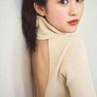 福本莉子、圧倒的な透明感