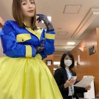 CanCamモデルほのか、森高千里になりきり