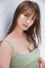 トラウデン直美、柔肌美ボディ披露　週刊誌連載もスタート「ワクワク」