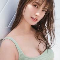 トラウデン直美、柔肌美ボディ披露　週刊誌連載もスタート「ワクワク」