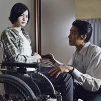 平手友梨奈『ザ・ファブル 殺さない殺し屋』場面写真