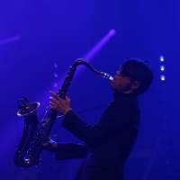 藤井フミヤ、チェッカーズ曲大放出！　全国ツアーを折返す