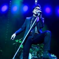 藤井フミヤ、チェッカーズ曲大放出！　全国ツアーを折返す