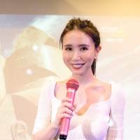 May J.、７年ぶり採点カラオケで「うっせぇわ」に挑戦