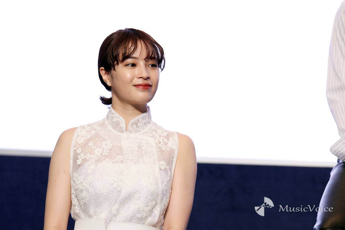 広瀬すず「意外と現金派です」吉永小百合は「Suicaで」