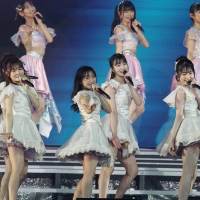 AKB48単独コンサート～好きならば好きだと言おう～
