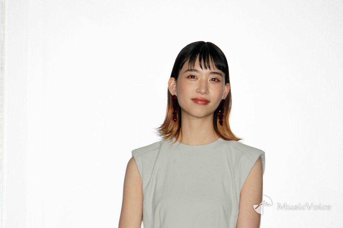 森川葵、すっぴんで髪バッサリ「やっば。みじかっ」