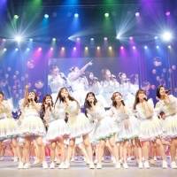 宮脇咲良、２曲で息切れ苦笑い　矢吹奈子とコンサート参加「本当に嬉しい」