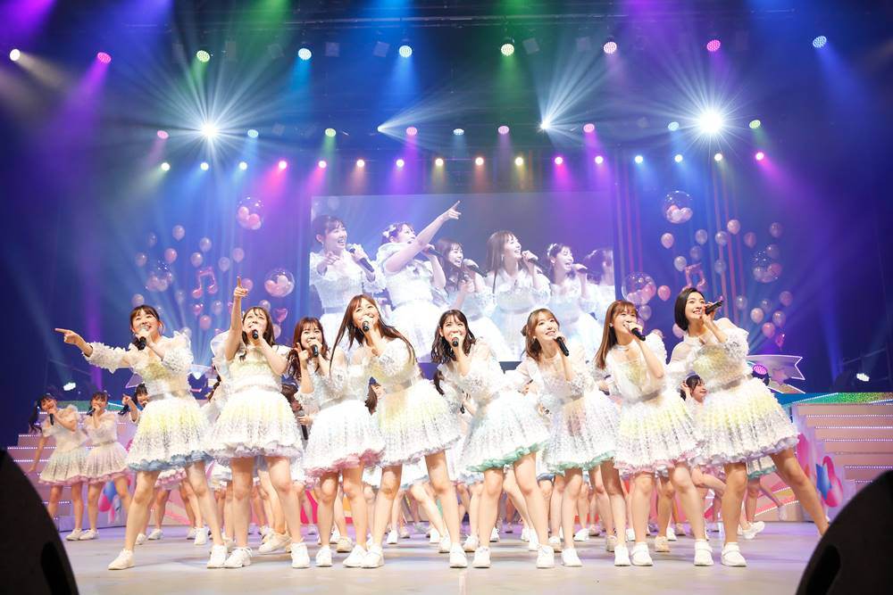 宮脇咲良、２曲で息切れ苦笑い　矢吹奈子とコンサート参加「本当に嬉しい」