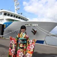 STU48新成人５人が４カ月遅れの成人式