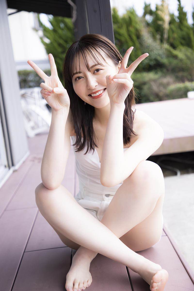 HKT48森保まどか、アイドル生活締めくくるピース18連発　自然体な姿も