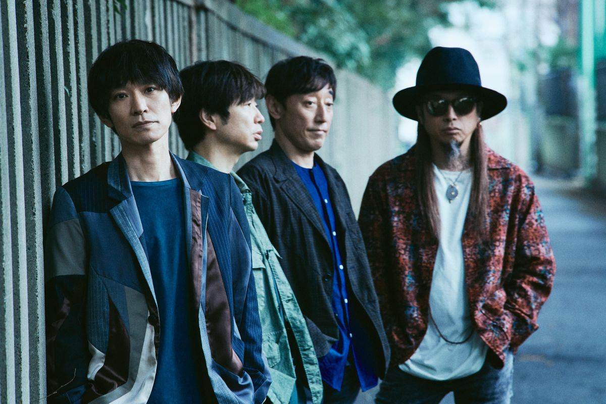 スピッツ、レア楽曲を加えた「花鳥風月＋」CDリリース決定