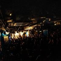 Panorama Panama Town「衝動的なライブを」由縁の地で魅せた転がり続ける姿勢