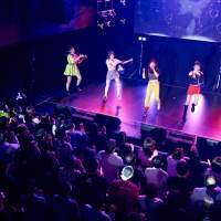 DEAR KISS、デビュー後初のワンマンライブ全17曲パフォーマンス