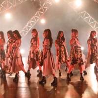乃木坂46伊藤純奈・渡辺みり愛、ラストライブ「私たちらしく生きていきたい」