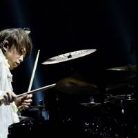 L‘Arc～en～Ciel、1stライヴから30年　記念公演で魅せた“ミライ”