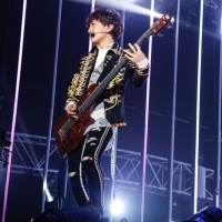 L‘Arc～en～Ciel、1stライヴから30年　記念公演で魅せた“ミライ”