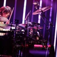 L‘Arc～en～Ciel、1stライヴから30年　記念公演で魅せた“ミライ”