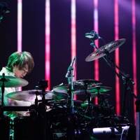 L‘Arc～en～Ciel、1stライヴから30年　記念公演で魅せた“ミライ”