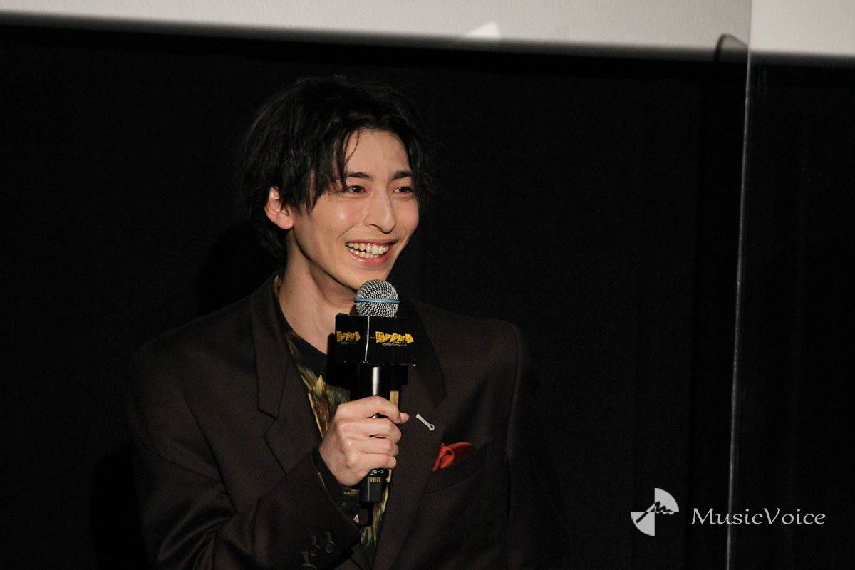 高杉真宙にドッキリ、一人だけマイクがダンベル級「重いなって」