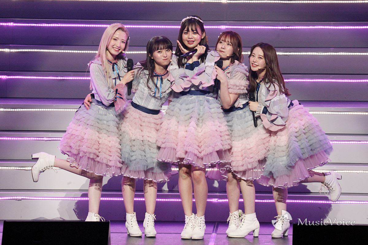 AKB48宮里莉羅が卒業セレモニー、本田仁美が手紙「いつでも味方」