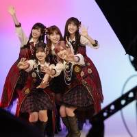 西川貴教とAKB48が「17LIVE」新CM出演
