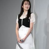 高梨臨『夏への扉 －キミのいる未来へ－』初日舞台挨拶