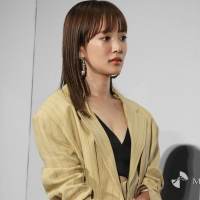 夏菜『夏への扉 －キミのいる未来へ－』初日舞台挨拶