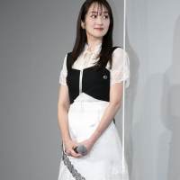 高梨臨『夏への扉 －キミのいる未来へ－』初日舞台挨拶