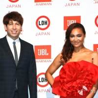 Crystal Kay「体全部で感じて聴くのが好き」“爆音リスニング”への意欲