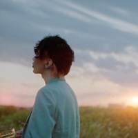 米津玄師「Pale Blue」MV公開　菅原小春が共演した淡く青い世界