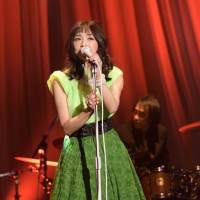 石川ひとみ、ライブ延期を受け緊急生配信トーク・イベント開催決定