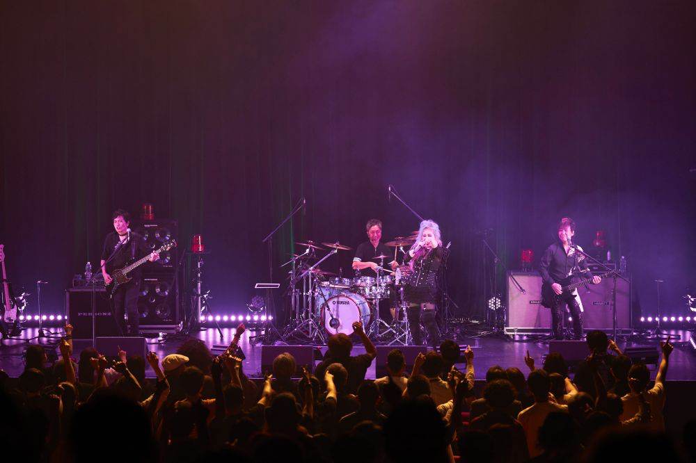 PERSONZ、タイムトリップライブで魅せたライブバンドとしての凄み