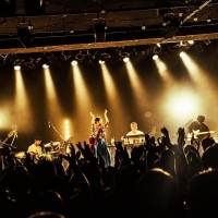 竹内アンナ、音楽と一体になり遊ぶ楽しさに溢れた東京公演