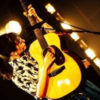 竹内アンナ、音楽と一体になり遊ぶ楽しさに溢れた東京公演