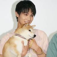 中川大志、“愛犬”にちょっとジェラシー「もう少し僕のことも見て」