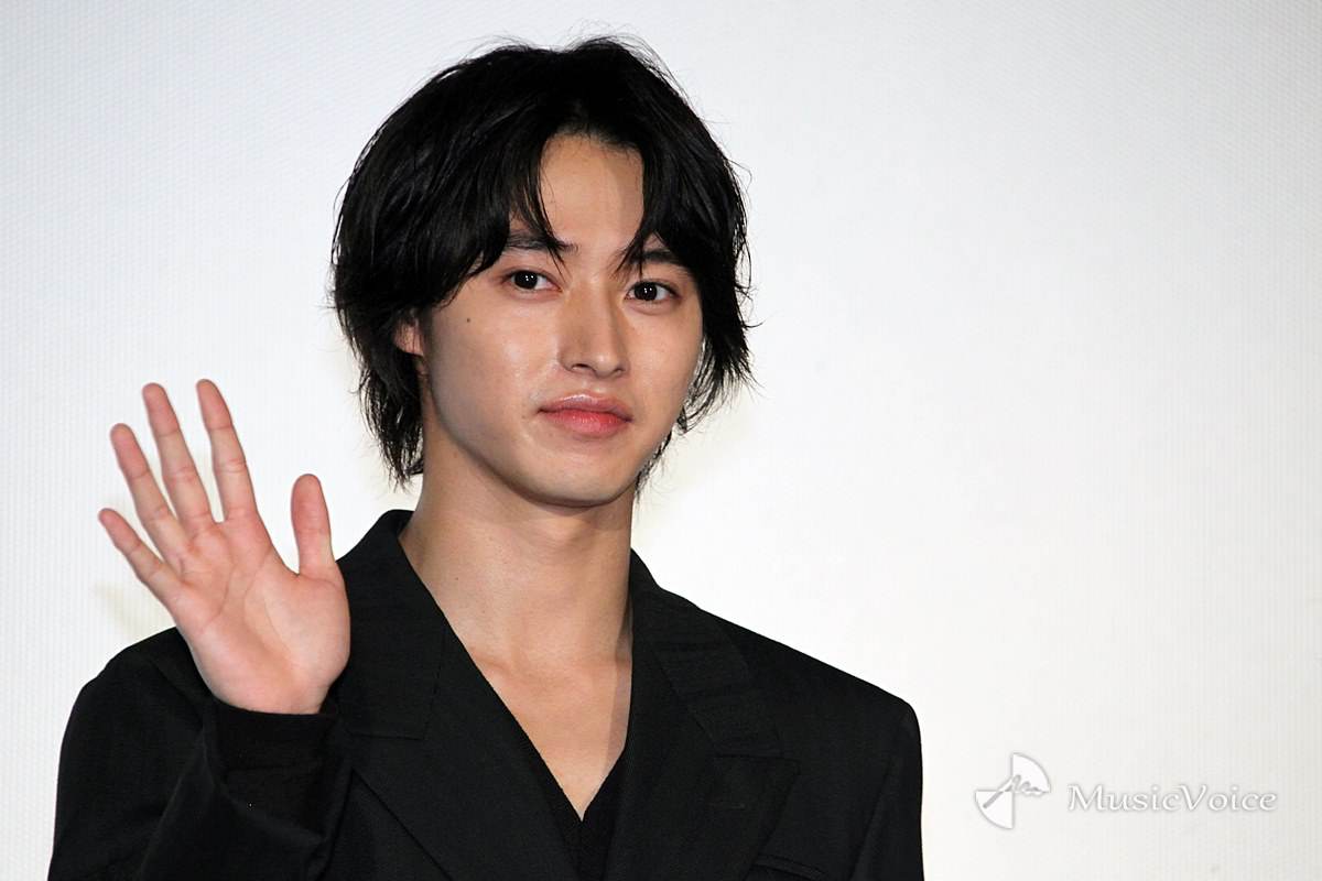 山崎賢人、キャンプには「何もしないをしに行く」　名言に三木監督「かっこいい！」