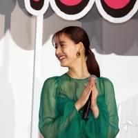 新木優子『100日間生きたワニ』公開初日舞台挨拶
