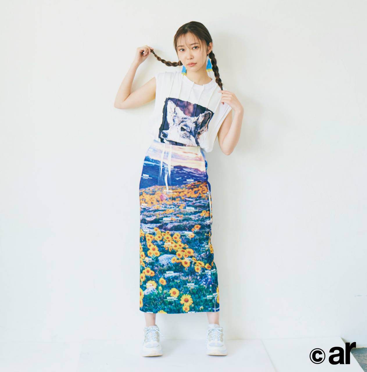 指原莉乃「ずっと好き」夏に着たいＴシャツコーデ披露