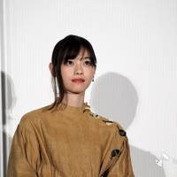 西野七瀬『鳩の撃退法』完成披露舞台挨拶