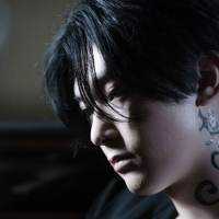 吉沢亮、悪のカリスマ性を宿した黒髪のマイキー　漂う冷酷さ